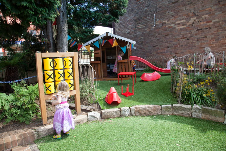 Gingerbread House: #KidFriendly Cafes #Katoomba #BlueMountains #Sydney via christineknight.me