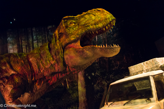 dinosaur exposition