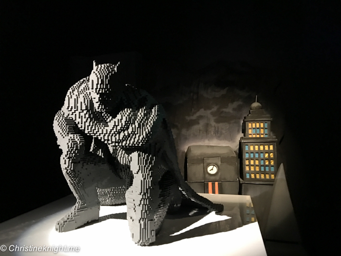 The Art of the Brick: DC Comics via christineknight.me