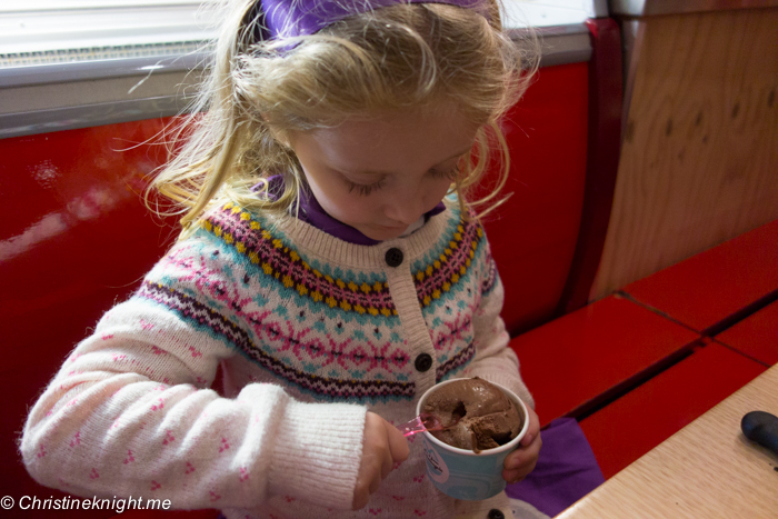 Eating Dinner With Kids While Travelling via christineknight.me