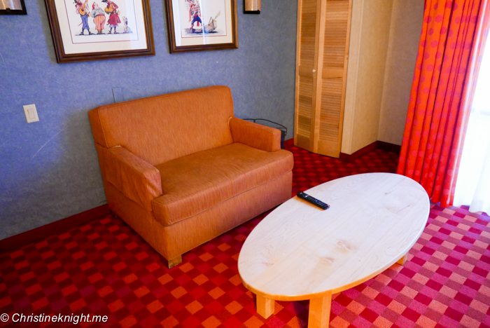 Howard Johnson Anaheim hotel review via christineknight.me