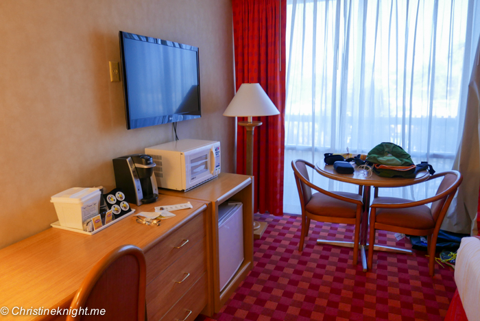 Howard Johnson Anaheim hotel review via christineknight.me