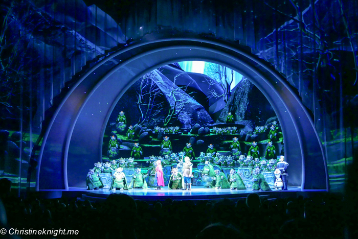 Frozen – Live at the Hyperion, Disney California Adventure Park via christineknight.me