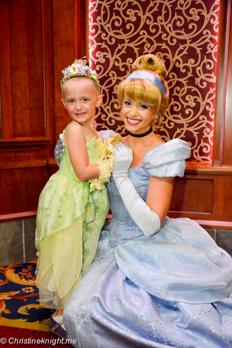 The Best Bits of Disneyland with Little Kids via christineknight.me