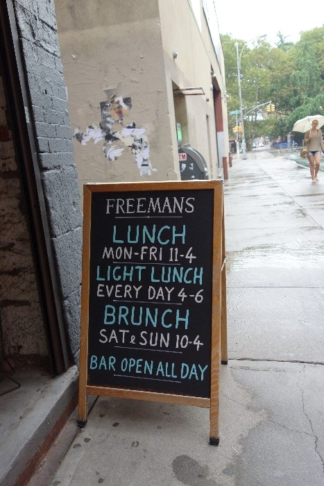 Freemans: kid-friendly restaurants, LES, New York - via brunchwithmybaby.com