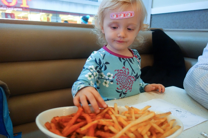 The Counter: #Kid-Friendly #Restaurants #midtown, #NYC via brunchwithmybaby.com