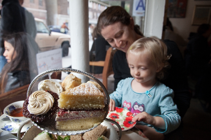 #Tea & Sympathy: kid-friendly restaurants, West Village, #NYC via brunchwithmybaby.com