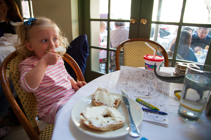 Isabella's: #kidfriendly #restaurants in #nyc via brunchwithmybaby.com