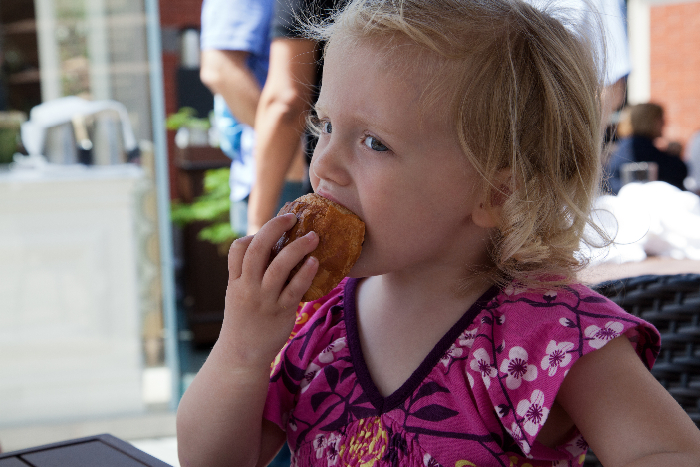 Tavern On The Green: #kidfriendly #restaurants #NYC via brunchwithmybaby.com