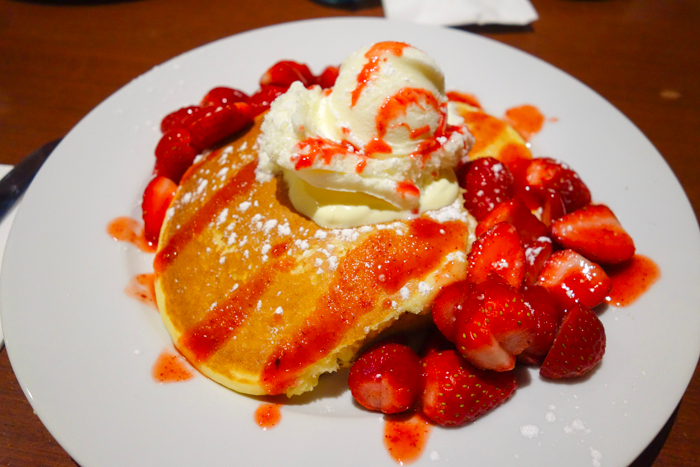 #Pancakes On The Rocks: #kidfriendlycafe #Sydney #Australia via brunchwithmybaby.com