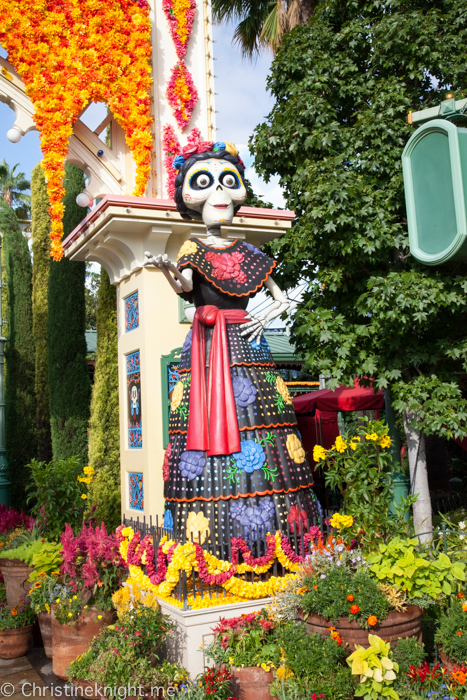 A guide to celebrating Halloween at Disneyland California