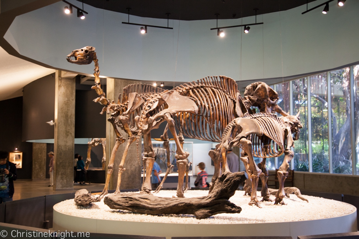 La Brea Tar Pits and Museum, Los Angeles, California, USA