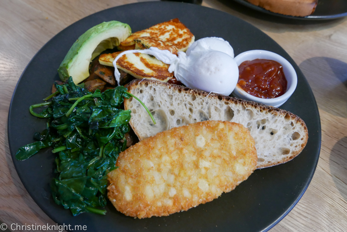 Tramshed Cafe Narrabeen lake