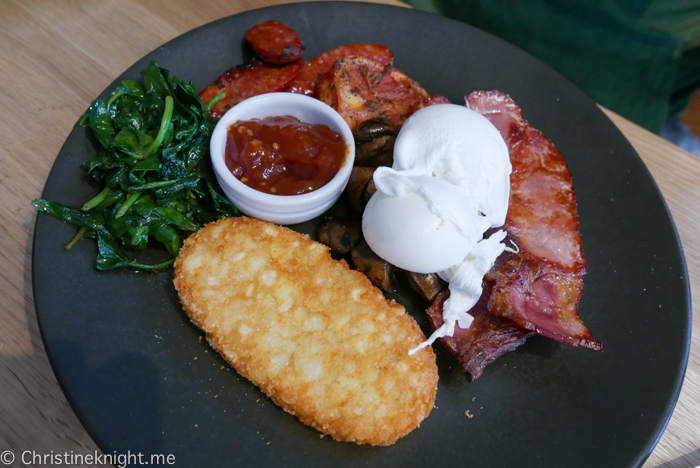 Tramshed Cafe Narrabeen lake