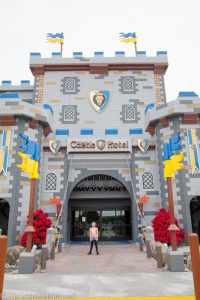 Review: LEGOLAND Castle Hotel, California - Adventure, baby!