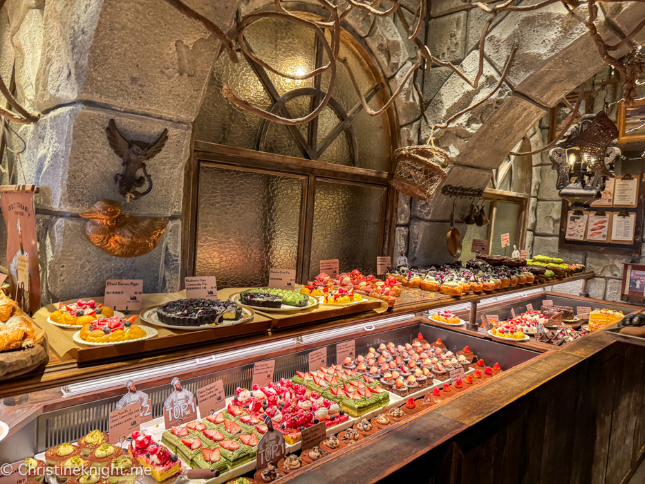 Shanghai In Three Days: A Family-Friendly First-timers' Guide.
