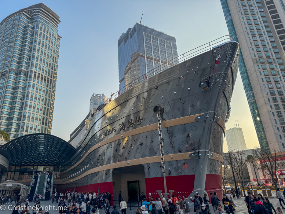 Shanghai In Three Days: A Family-Friendly First-timers' Guide.
